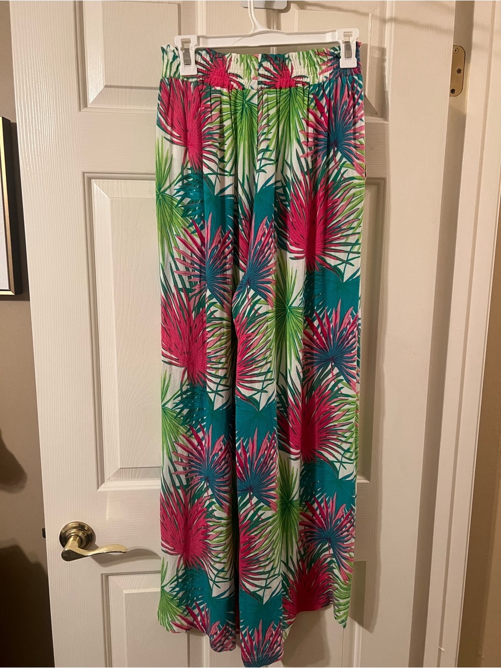 NWOT 🛍️3 for 25 🛍️ Rose & Olive Tropical Pants Pink, Teal & Lime Size Small - Picture 5 of 10